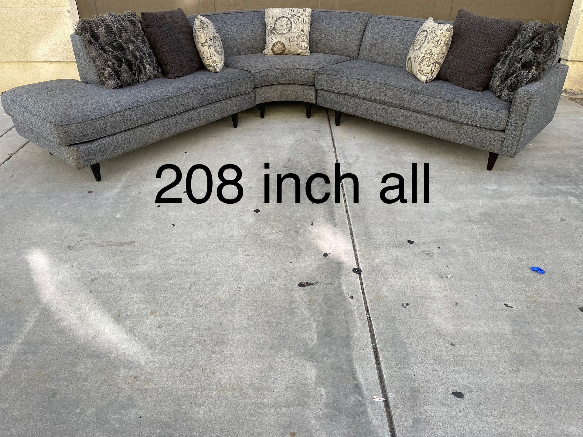 Sectional Couch 