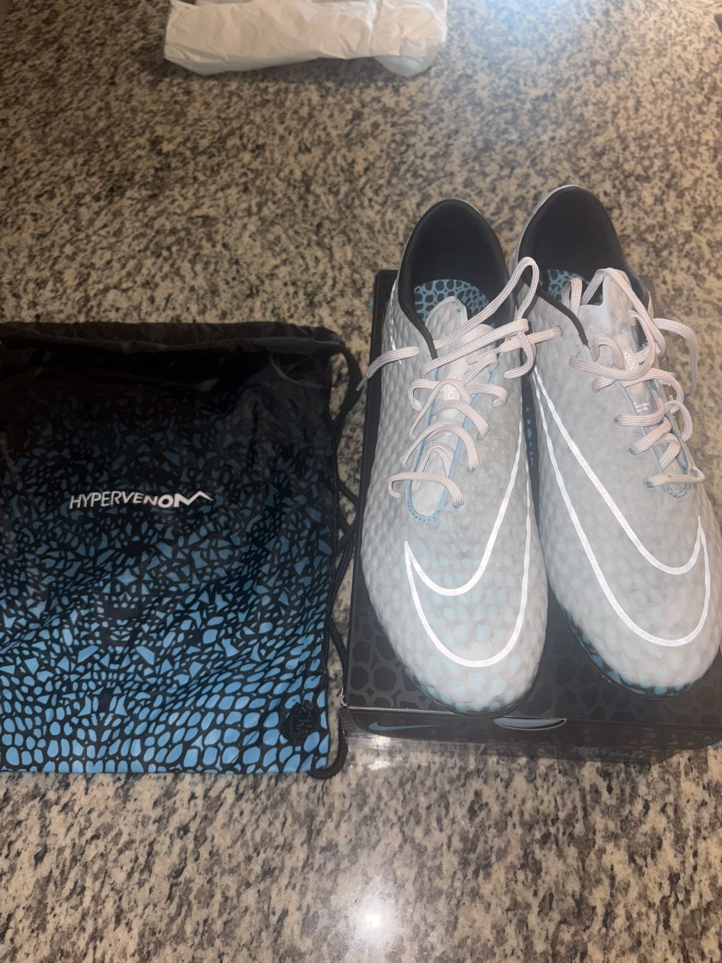 Nike Hypervenom Regen Size 12