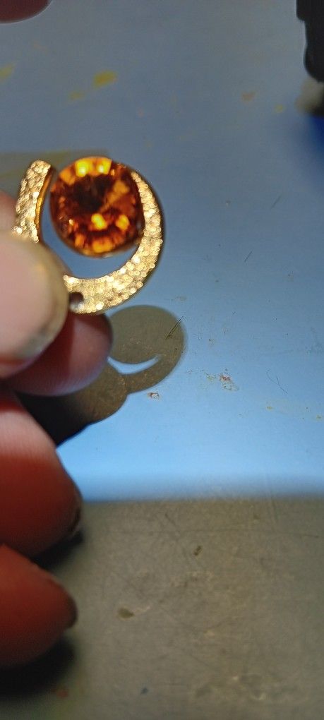 Gold Morgannite