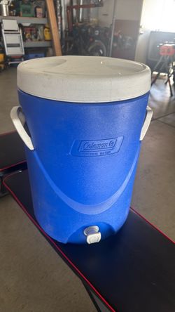 Water cooler dispenser
