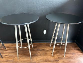Set of 2 Round Bar Height Tables