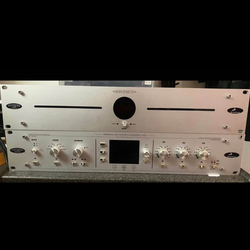 Antelope Audio Isochrone TRINITY and 10M Atomic Clock Bundle