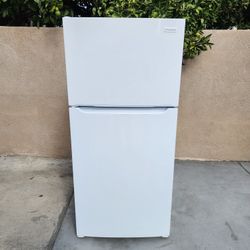 3MONTHS WARRANTY 30X30X66 FRIGIDAIRE FRIDGE 18CUFT WHITE 