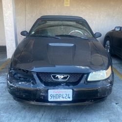 2000 Ford Mustang