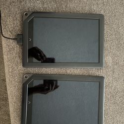 2 Nook Reading Tablets & Charger - $25