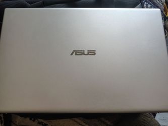 17" Asus Laptop Great Condition