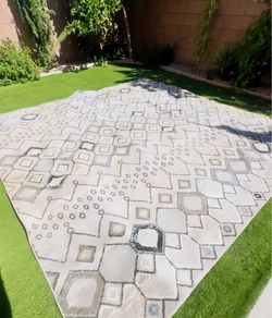Large Area Modern Rug 11x11