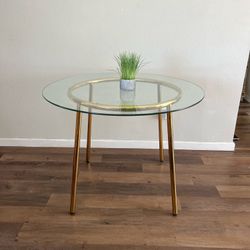 Round Glass Dining Table 40”
