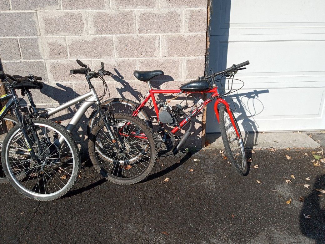 Motor Bike...W/3 Parts Bike..$75.Or Best Offer.