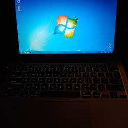 MacbookyAir Custom - Linux (Win7theme)