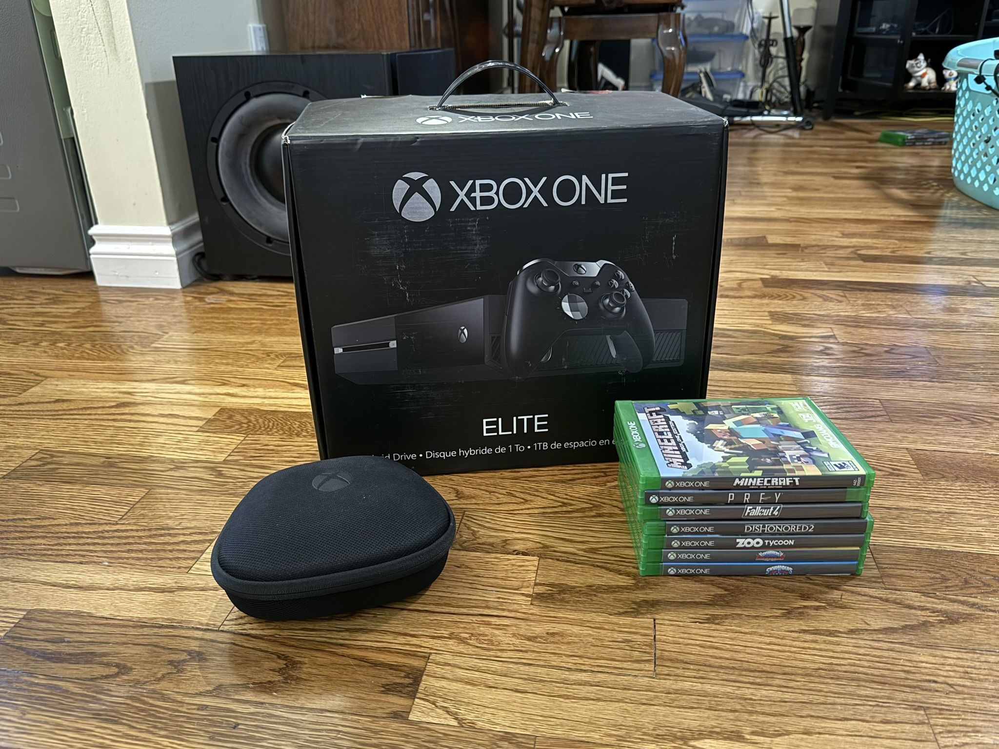 Xbox One Elite 1T Bundle