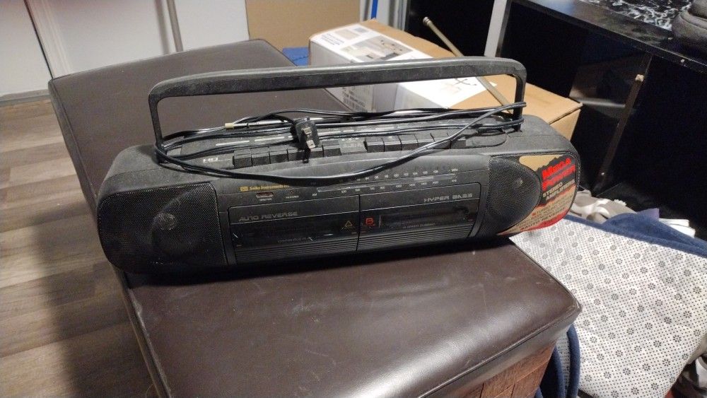 BOOM BOX