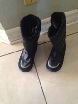 Snow boot
