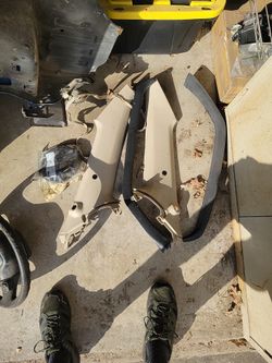 90-93 Integra Rear Pillar Panels 