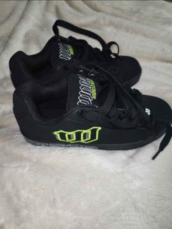 World Industries Shoes – Excellent Condition