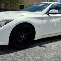 2014 Infiniti Q50