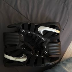 Nike Gladiator Sandals 7.5 