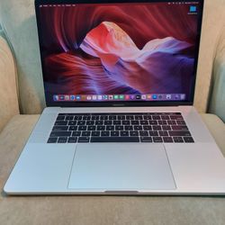 2018 15" Macbook Pro i9 1TB