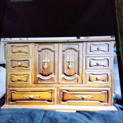Vintage Jewelry Chest