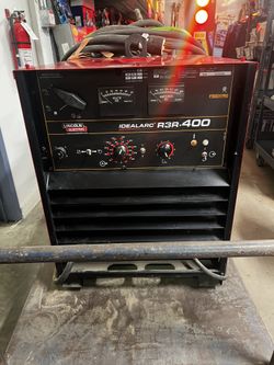 Lincoln Electric Idealarc R3R-400 Welder 3Phase 400AMP 230/460 Volts