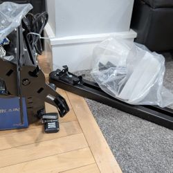 CHAMBERLAIN MyQ Smart - (Quiet Belt Drive) Garage Door Opener