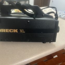 Vacuum Oreck Xl Canister With Cleaning Attachmens