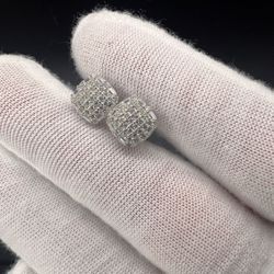 Moissanite 