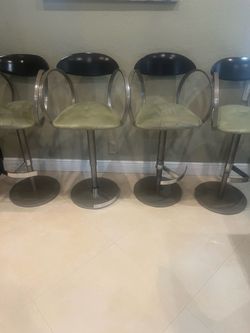 4 kitchen bar stools. $100 for all 4