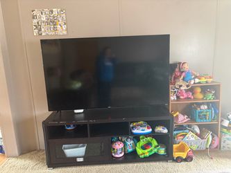 70 inch tv and entertainment center