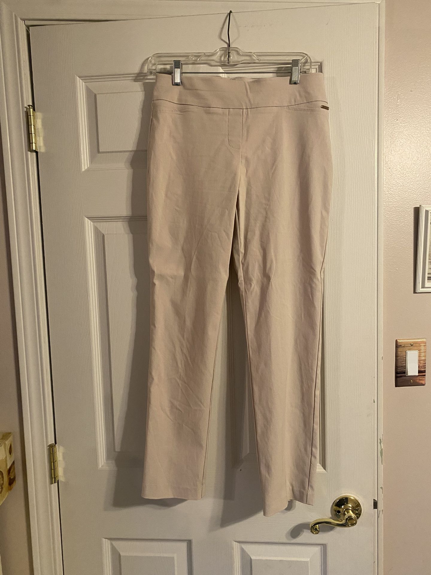 Tahari Brand Khaki Business Casual Pants Size Small