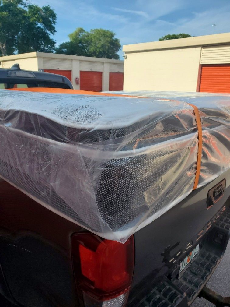 King Size Thick Pillow Top Bed Can Deliver