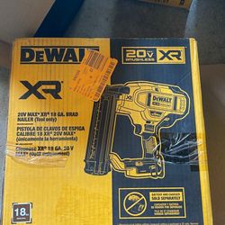 Dewalt 20 V XR Nailer 18 GA