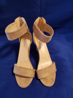 Bella Marie Women Shoes Size 5.5