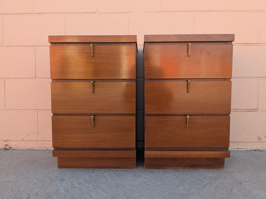  Vintage Side Tables 