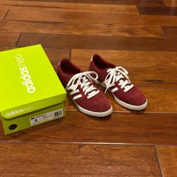 adidas neo Women’s Tennis Shoes Size 9