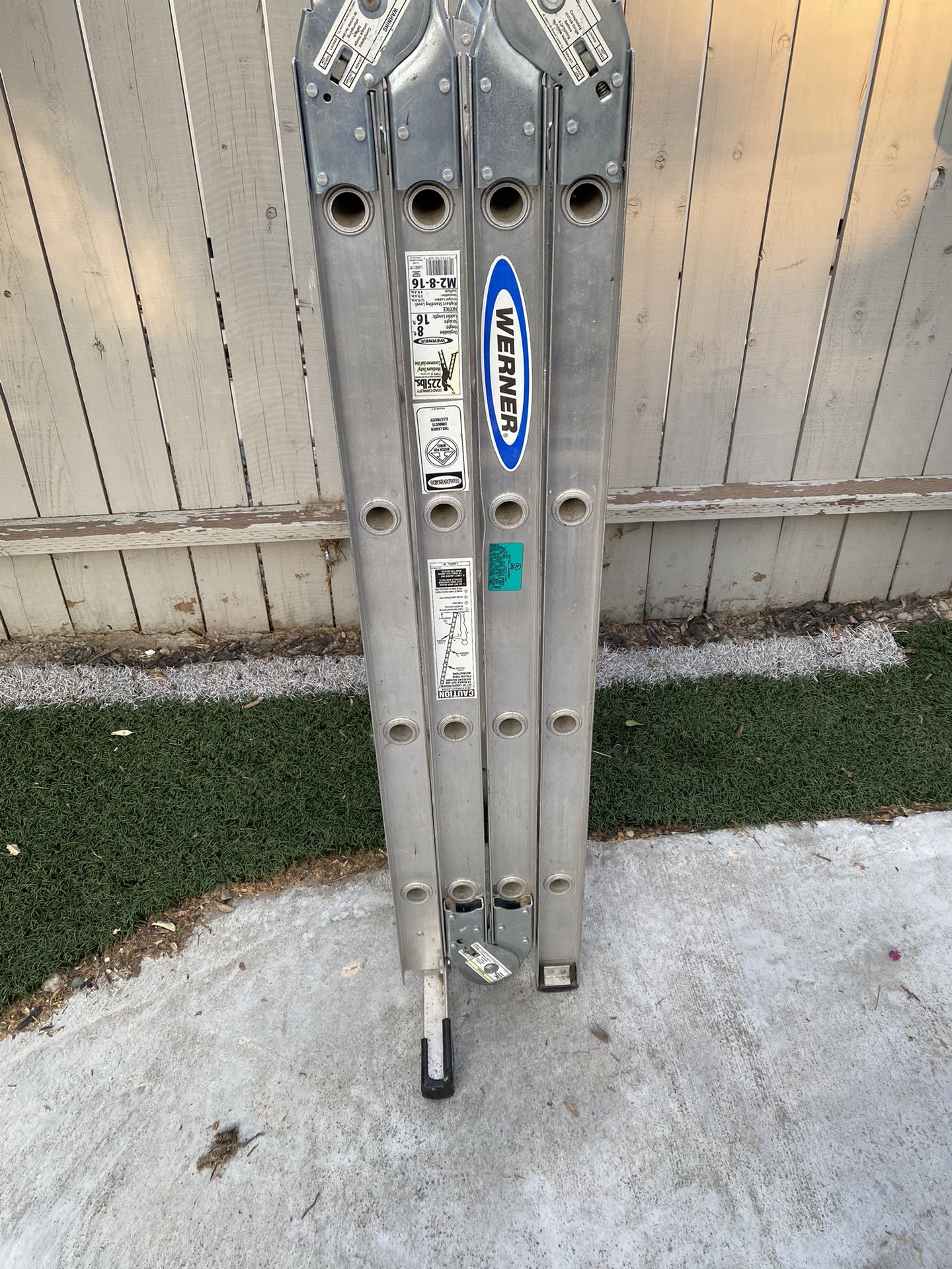 Werner Articulating Ladder