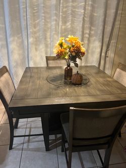 Dinning table