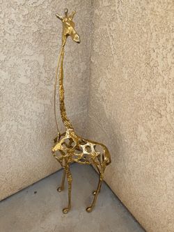 Vintage Brutalist metal giraffe sculpture colored silver 43” tall
