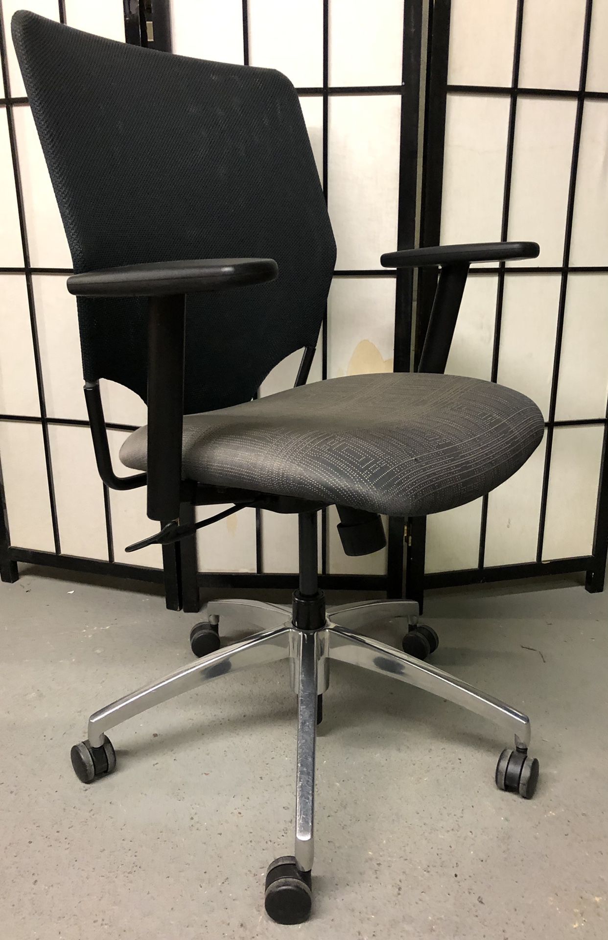 Harter Anthro  Office Desk Chair  2  Task Chairs $50 Each