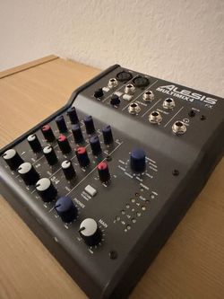 Alesis MultiMix 4 USB Interface/Mixer