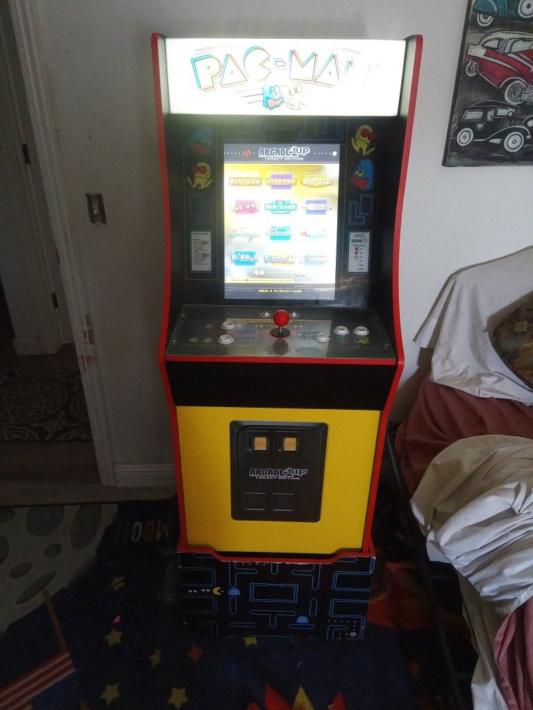 Pac-Man/ One UP Retro Arcade Asking $100