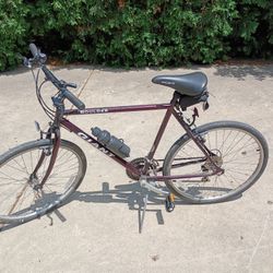 Used Bicycle: GIANT Boulder 2.0