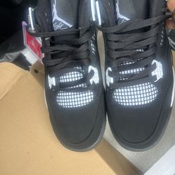 Jordans Retros 4 