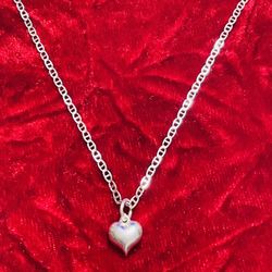 925 Silver Necklace With ❤️ pendant ❤️