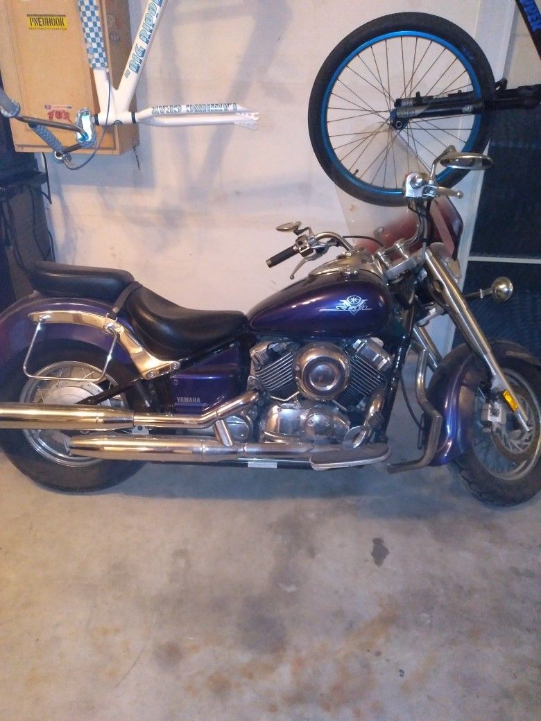 Photo 04 Yamaha Vstar 650 Classic