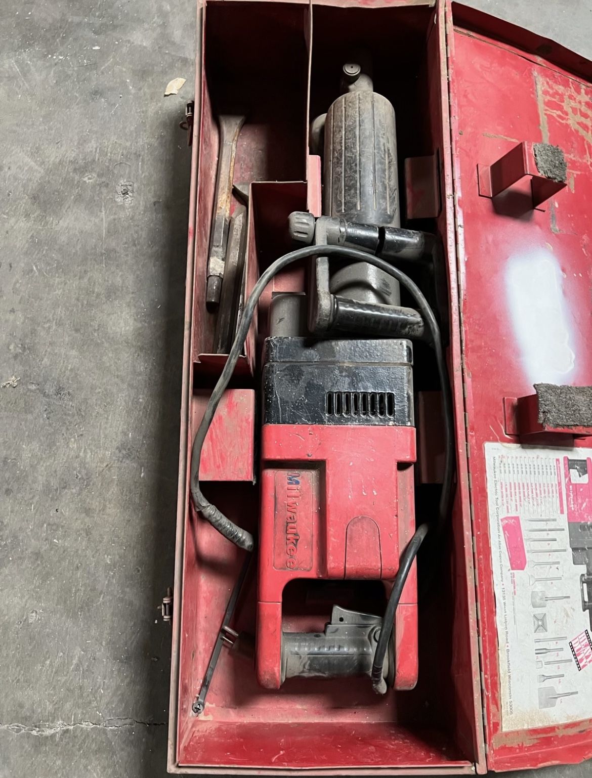 Milwaukee demolition jackhammer