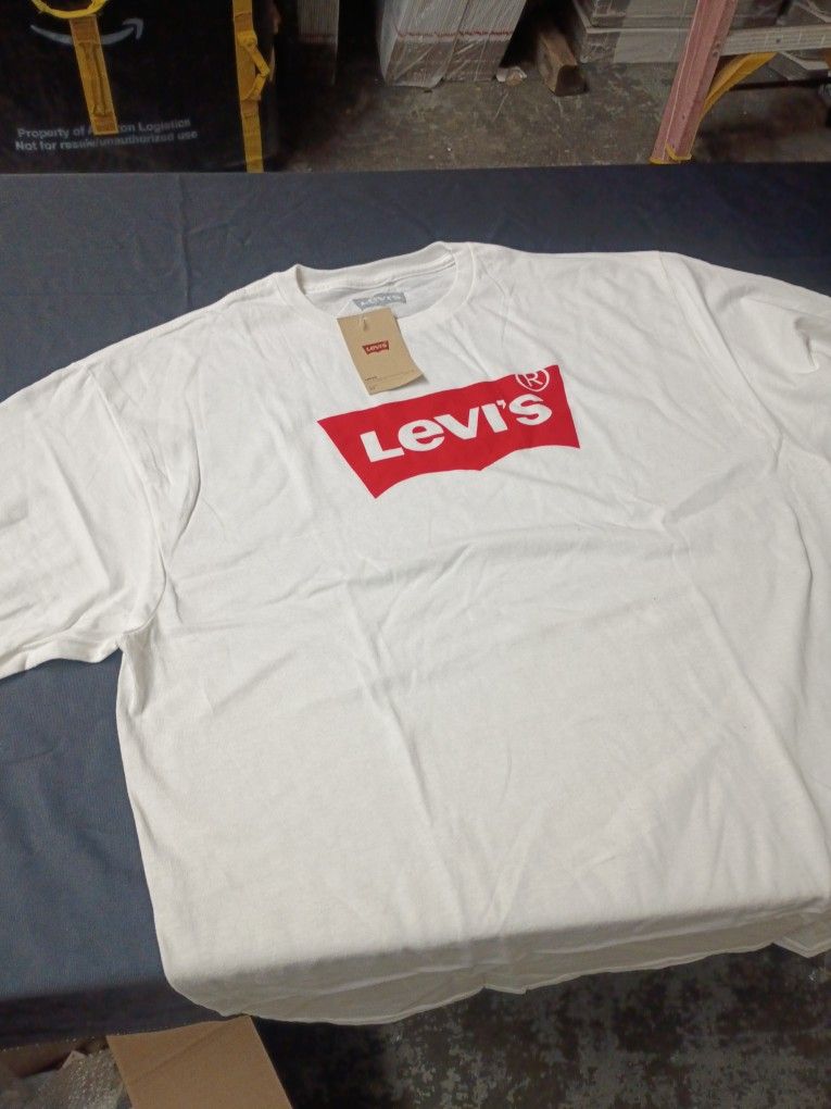 LEVIS (XL) LONG SLEEVE