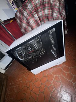 1550 OBO | AMD Ryzen 7 7800X3D 32 GB GeForce RTX 5070 OC 12GB- 2TB SSD