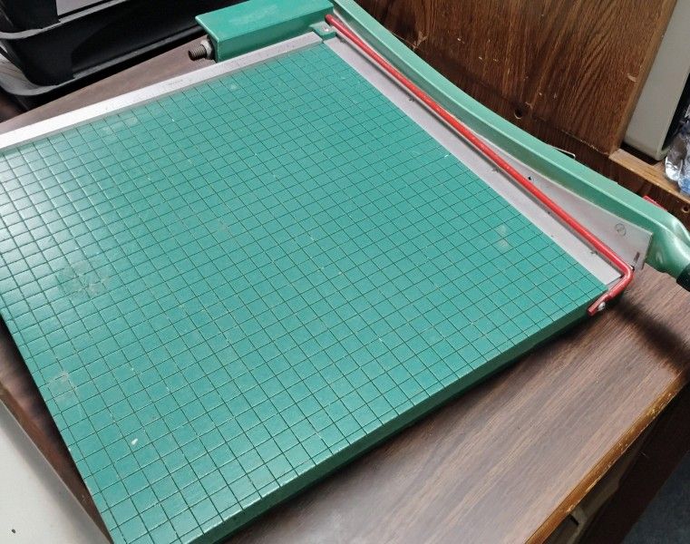 VINTAGE PREMIER 16" PAPER CUTTER