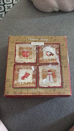 Set of four Oneida Salad/Dessert Plates